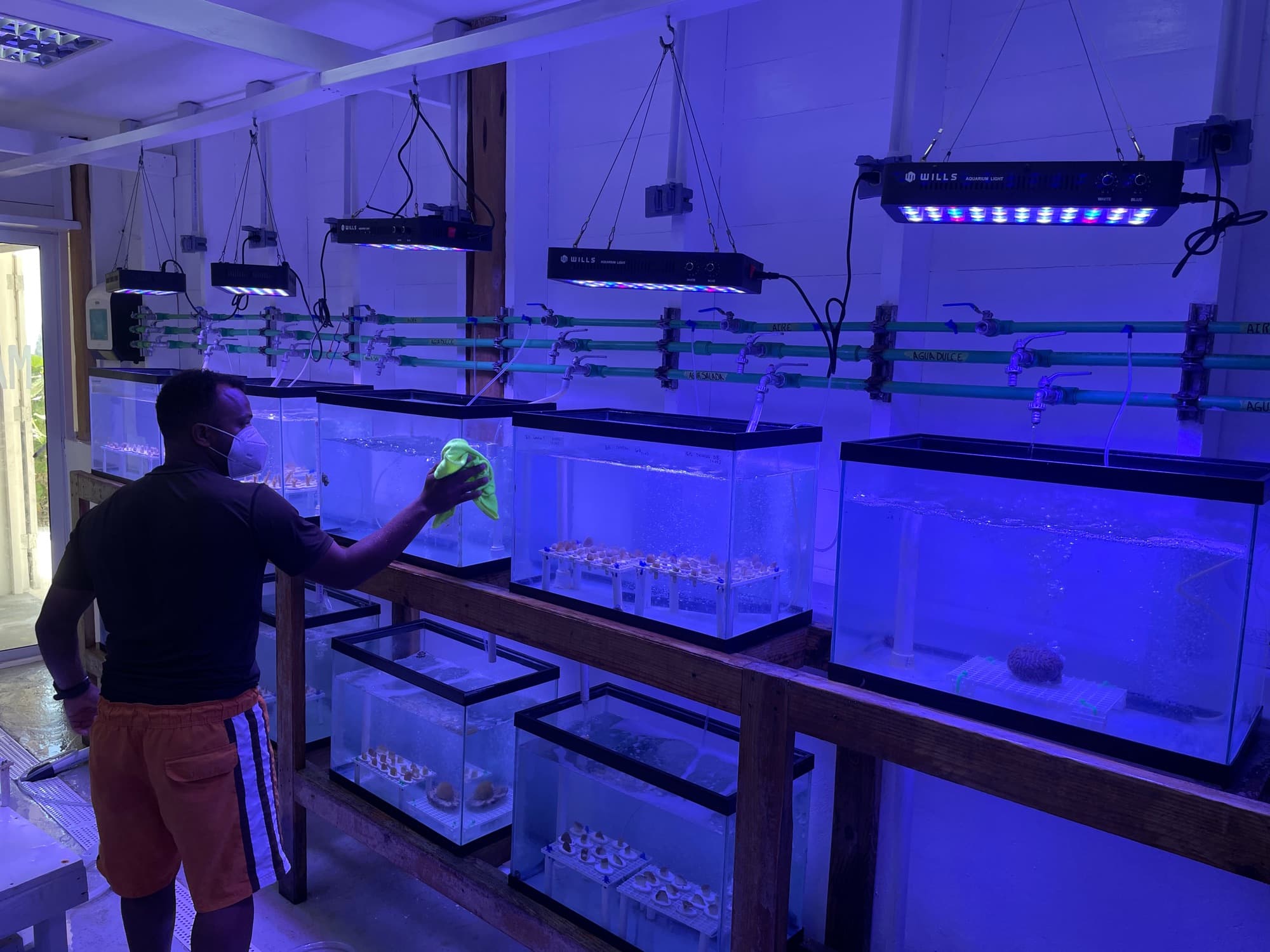 Indoor lab before renovation